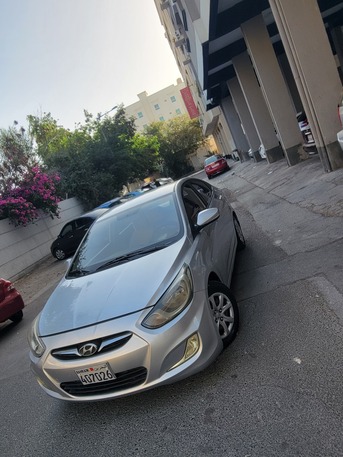 Manama, Vehicles, Cars & Trucks , BHD 1550,  Hyundai Accent,  2012,  Automatic,  157378 KM,    Mid Option In Excellent Condition