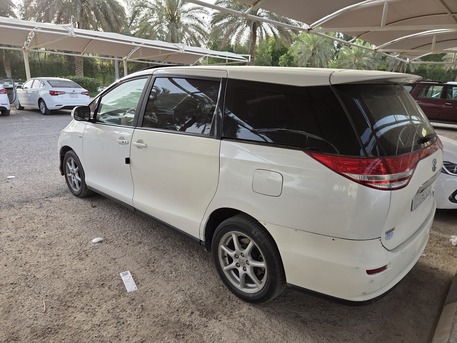Riyadh, Vehicles, Cars & Trucks , SAR 15000,  Toyota Previa,  2006,  Automatic,  440000 KM,  Clean Family Car
