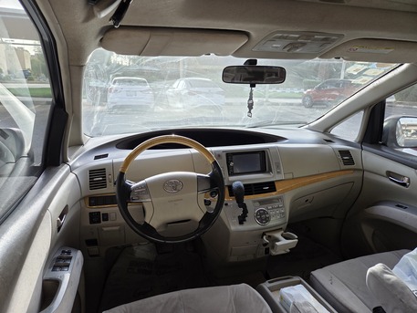 Riyadh, Vehicles, Cars & Trucks , SAR 15000,  Toyota Previa,  2006,  Automatic,  440000 KM,  Clean Family Car
