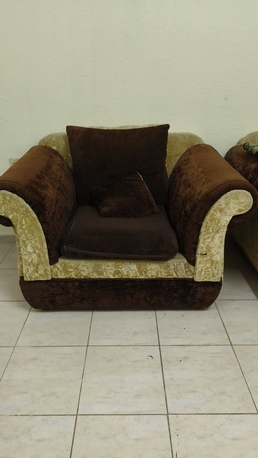 Jubail, Furniture, SAR 250,  Velvet Single Seater Sofa 2 Nos