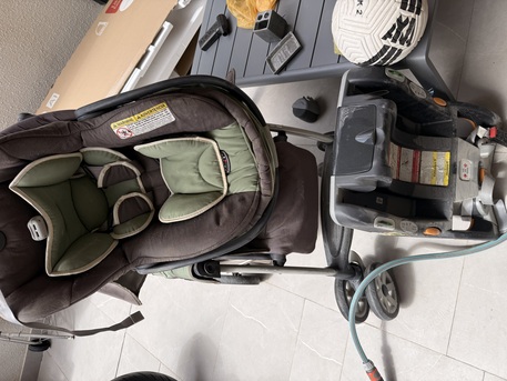 Riyadh, Baby & Kid Stuff, SAR 300,  Chico Stroler With Car Seat And Car Seat Base