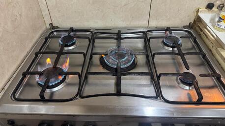 Jeddah, Household Items, SAR 600,  5 BURNERS COOKING RANGE