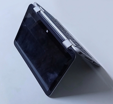 Al Malaz, Electronics, SAR 700,  HP Pavilion X360 2 In 1 PC - جهاز HP X360 ٢ في ١