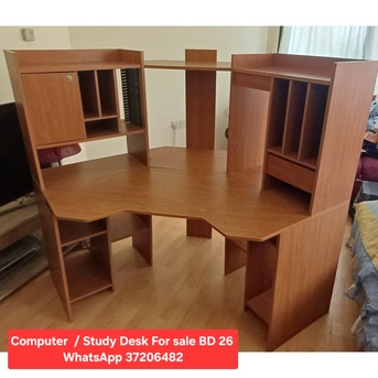 Manama, Furniture, BHD 26,  ✅️ Study / Computer Desk For Sale In Good Condition With Delivery
