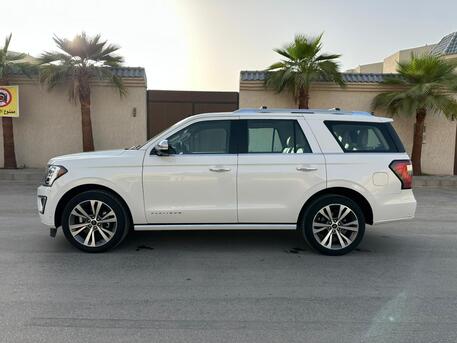 Riyadh, Vehicles, Cars & Trucks , SAR 137000,  Ford Expedition Platinum,  2021,  Automatic,  60000 KM,    Edition With Panorama Sunroof N Full Options (1st Owner)