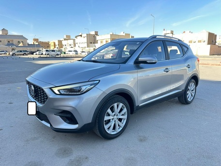 Riyadh, Vehicles, Cars & Trucks , SAR 38000,  Mg ZS,  2023,  Automatic,  43000 KM,    With Mid Option For Sales 1st Owner