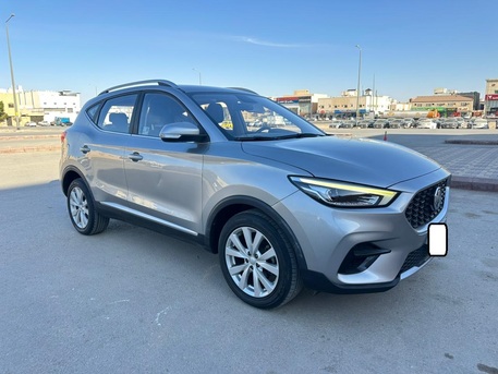 Riyadh, Vehicles, Cars & Trucks , SAR 38000,  Mg ZS,  2023,  Automatic,  43000 KM,    With Mid Option For Sales 1st Owner