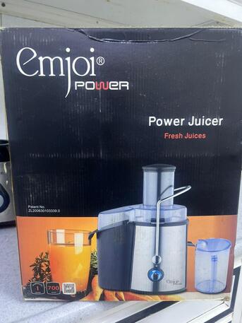 Khobar, Appliances, SAR 100,  BRAND NEW EMJOI FRUIT JUICER Good Quality