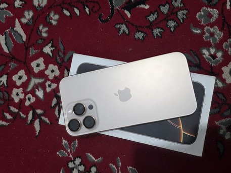 Khobar, Mobile Phones, SAR 3700,  IPhone 16 Pro Max 256gb Sale Swap 93 Battery Only Serious Buyer