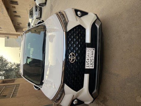 Buraidah, Vehicle Lease Transfer, SAR 20000,  Lease Transfer Toyota Veloz 2024 For Sale