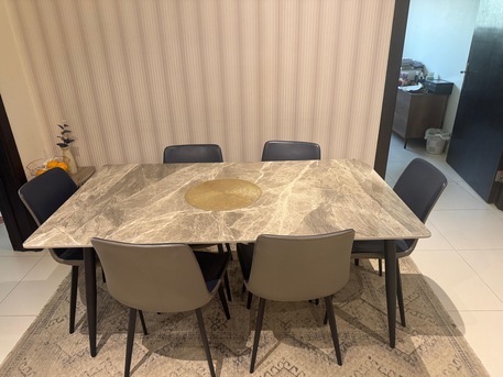 Al Sulaymaniyyah, Furniture, SAR 400,  GRANETTE Dinning Table With 6 Chairs