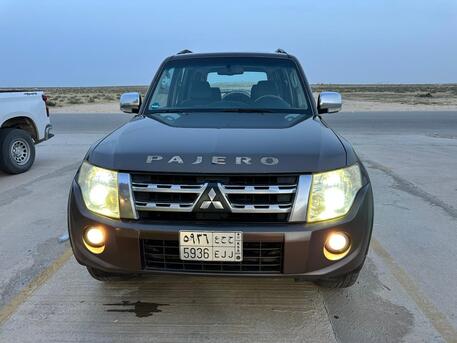 As Saffaniyah, Vehicles, Cars & Trucks , SAR 29500,  Mitsubishi Pajero,  2012,  Automatic,  241000 KM,    &ndash; Excellent Condition &ndash; Genuine Paint &ndash; Family Used