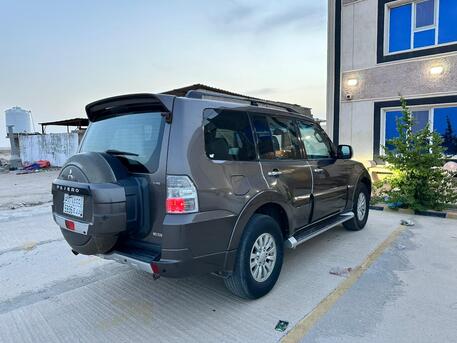 As Saffaniyah, Vehicles, Cars & Trucks , SAR 29500,  Mitsubishi Pajero,  2012,  Automatic,  241000 KM,    &ndash; Excellent Condition &ndash; Genuine Paint &ndash; Family Used