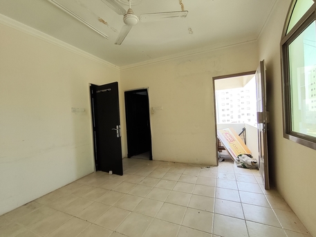 Manama, Apartments, Flats, Houses & Villas, BHD 210/year,  2 BR,  Um Al Hassam:- 2Bhk Unfurnished Flat On Rent With Ewa..