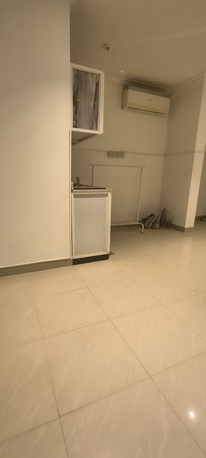 Al Malaz, Apartments, Flats, Houses & Villas, SAR 28500/year,  1 BR,  1BHK Family Apartment Available In Al Malaz Al Farazdaq Street