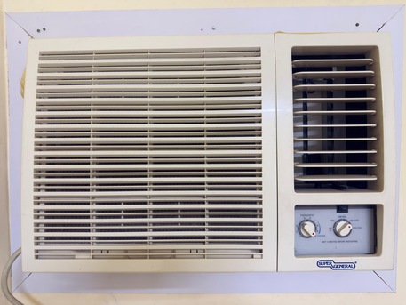 Riffa, Air Conditioners, BHD 50,  AC ( Super General) - 2 Ton