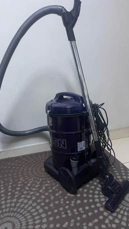 Riyadh, Appliances, SAR 500,  Hitachi Vacuum 21 Liter 2200 Watt