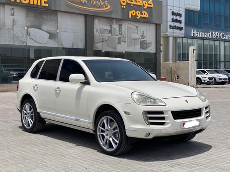 Manama, Vehicles, Cars & Trucks , BHD 1950,  Porsche Cayenne S,  2009,  Automatic,  161800 KM,    (White)