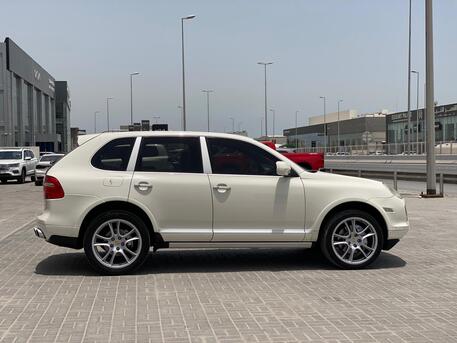 Manama, Vehicles, Cars & Trucks , BHD 1950,  Porsche Cayenne S,  2009,  Automatic,  161800 KM,    (White)