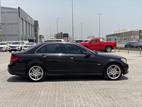Manama, Vehicles, Cars & Trucks , BHD 1950,  MERCEDES C200,  2010,  Automatic,  209800 KM,  Mercedes Benz C200  (Black)