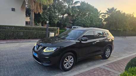 Juffair, Vehicles, Cars & Trucks , BHD 3300,  Nissan X-Trail,  2015,  Automatic,  180000 KM,
