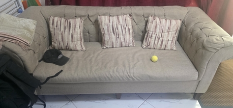 Riyadh, Furniture, SAR 1000,  9 Seater Sofa With 4 Chair Dinning Table