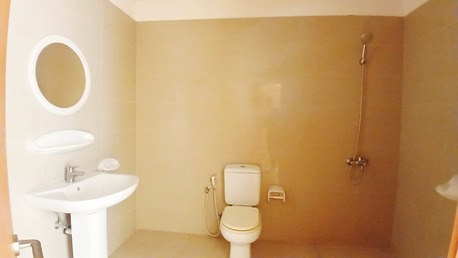 Manama, Apartments, Flats, Houses & Villas, BHD 220/month,  2 BR,  0 Sq. Meter,  2 Bedroom - Modern & Bright Apartment Available In Buhair For BD220 Excl EWA