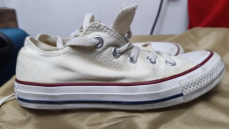 Al Muruj, Sporting Goods, SAR 150,  Converse Original Shoes