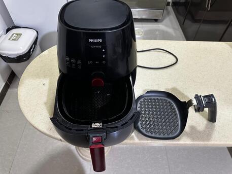 Hara, Appliances, SAR 145,  Philips AirFryer - 1425W - Excellent Condition With Griller