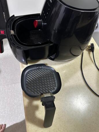 Hara, Appliances, SAR 145,  Philips AirFryer - 1425W - Excellent Condition With Griller