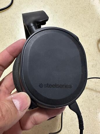 Hara, Computers, SAR 90,  Steelseries Artic Pro Gaming Headphone (perfect Operational Condition)