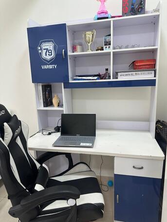 Hidd, Furniture, House Hold Items