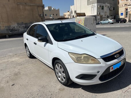 Sitra, Vehicles, Cars & Trucks , BHD 900,  FORD FOCUS,  2010,  Automatic,  50000 KM,   NEAT AND GOOD CONDITION