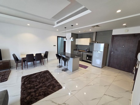 Juffair, Apartments, Flats, Houses & Villas, BHD 430/month,  Furnished,  2 BR,  140 Sq. Meter,  2br Flat With Sea View And Balcony In Juffair
