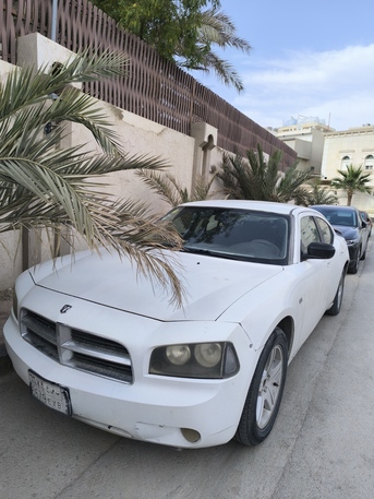 Riyadh, Vehicles, Cars & Trucks , SAR 15000,  Dodge Charger,  2010,  Automatic,  265000 KM,   White 3.5L V6