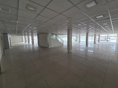 Manama, Shops, BHD 4300,  1250 Sq. Meter,  Huge Showroom On The Main Road