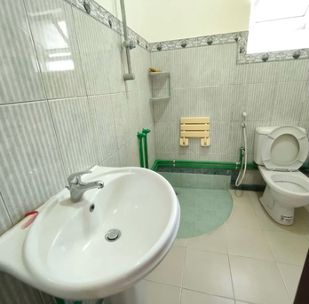 Gudaibiya, Commercial Villas, BHD 1500,  Gudaibiya:- 8Bhk Duplex Commercial Standalone Villa On Rent With Acs. Bd 1,500/- Exclusive