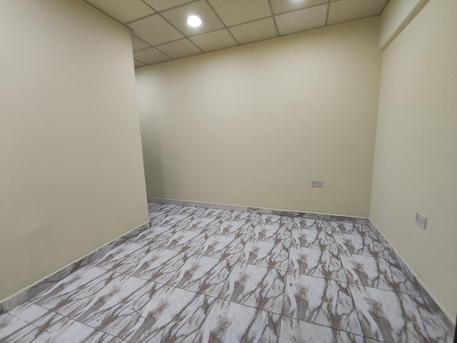 Busaiteen, Apartments, Flats, Houses & Villas, BHD 130/year,  1 BR,  Busaiteen:- Studio Flat On Rent With Unlimited Ewa