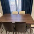 SAR 500,  6 Seat Dinning Table