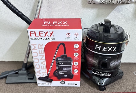 Al Malaz, Appliances, SAR 130,  Vacuum Cleaner &ndash; 2200W (almost New)