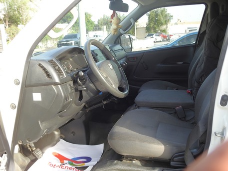 Juffair, Vehicles, Cars & Trucks , BHD 7300,  Toyota Hi-Ace,  2019,  Automatic,  137000 KM,  TOYOTA HIACE HIGHROOF CARGO VAN,  MODEL, ZERO ACCIDENT REPORT, FOR SALE