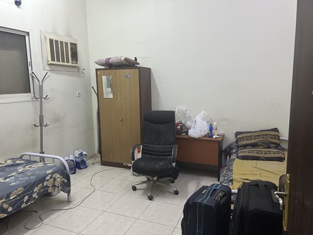 Al Aziziyah, Rooms for Rent, SAR 1200/month,  225 Sq. Feet,  Room With 2 Bed For Rent Over The Road At GF Preferred Only South Indians