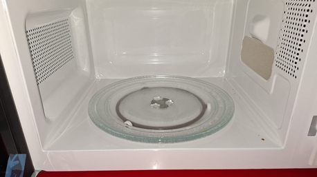 Jeddah, Appliances, SAR 150,  Geepas Microwave Oven 20Ltr