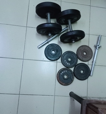 Manama, Heavy Equipment, BHD 15,  Dumbell  3kg 4pieces  2and Half Kg 5pieces