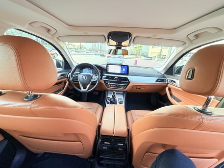 Riyadh, Vehicles, Cars & Trucks , SAR 170000,  BMW 5 Series,  2022,  Automatic,  45000 KM,  BMW 520i