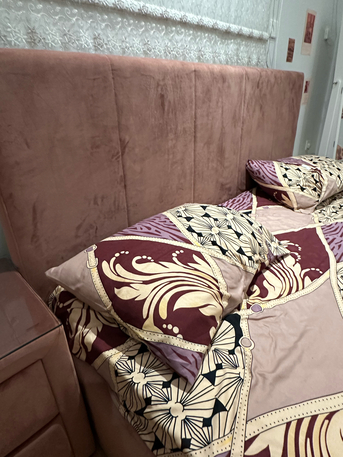 Jeddah, Furniture, SAR 1200,  Bed And Sidetable For Sale.