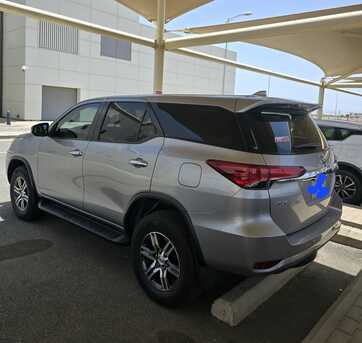 Al Rehab, Items Wanted, Toyota Fortuner