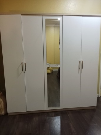 Jubail, Household Items, SAR 2000,  Neat And Clean Bed Sets From Home Box With Mattress Included.