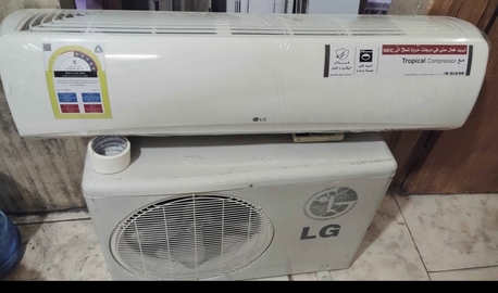 Al Malaz, Air Conditioners, SAR 700,  "Cool Deals, Hot Savings: ACs For Every Space!"
