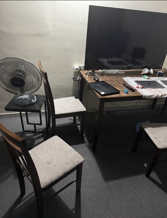 Al Iskan, Furniture, SAR 250,  Dining Table With 6 Chairs